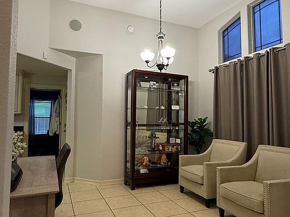 3rd image of 7565 Laurel Ave