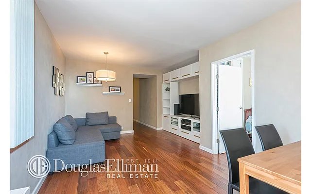 Rented by Douglas Elliman | media 49