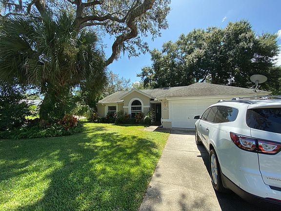 2nd image of 5903 Kendrew Dr