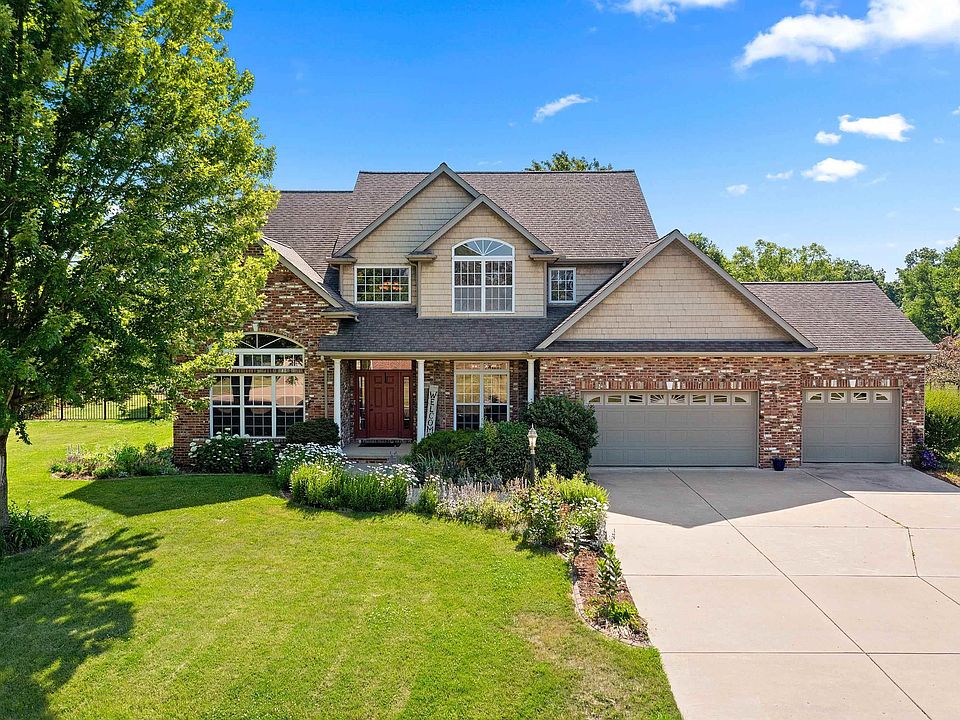 1st image of 7420 N Honeysuckle Ct