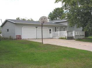 306 N Winter St, Saint Ansgar, IA 50472