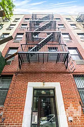335 East 81st Street in Yorkville