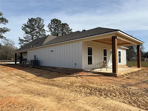 4th image of 156 Locker Rd