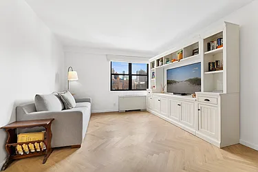 201 East 28th Street