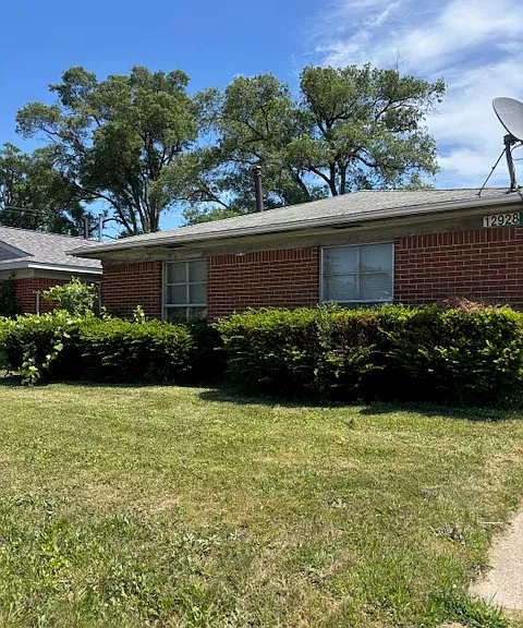 12930 Southfield Service Dr — Photo 3