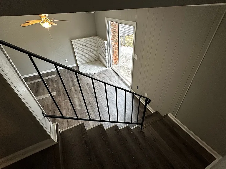 4565 Rockdale Ct — Photo 11