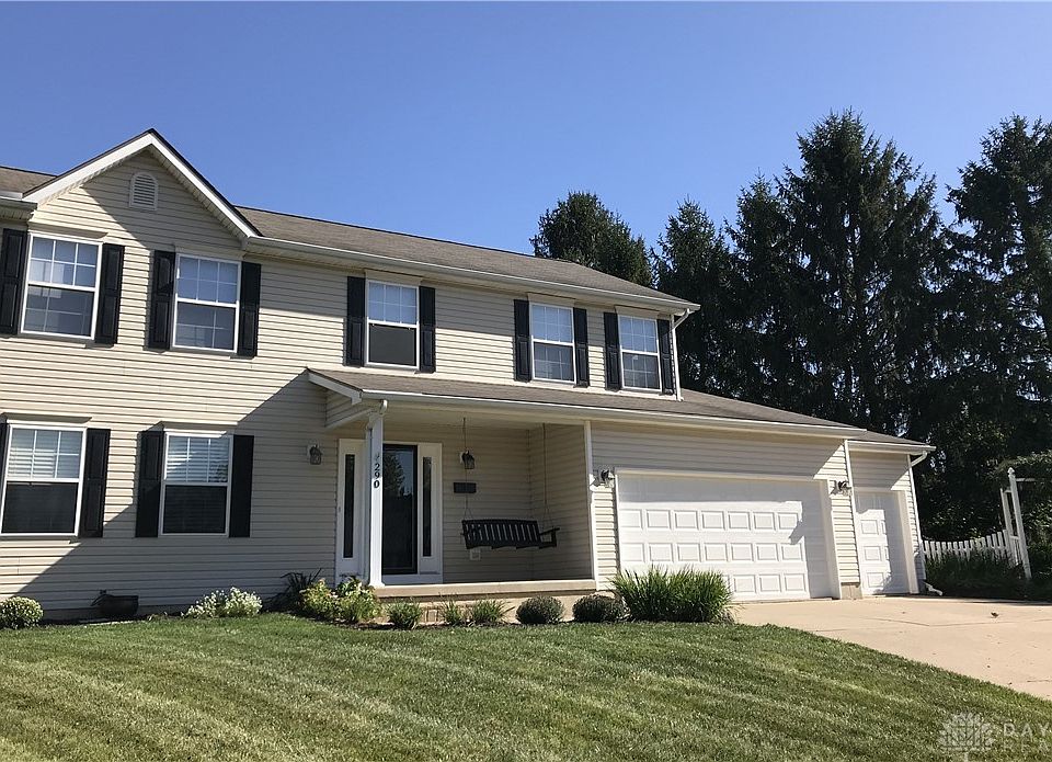 1st image of 290 Sunrise Ave