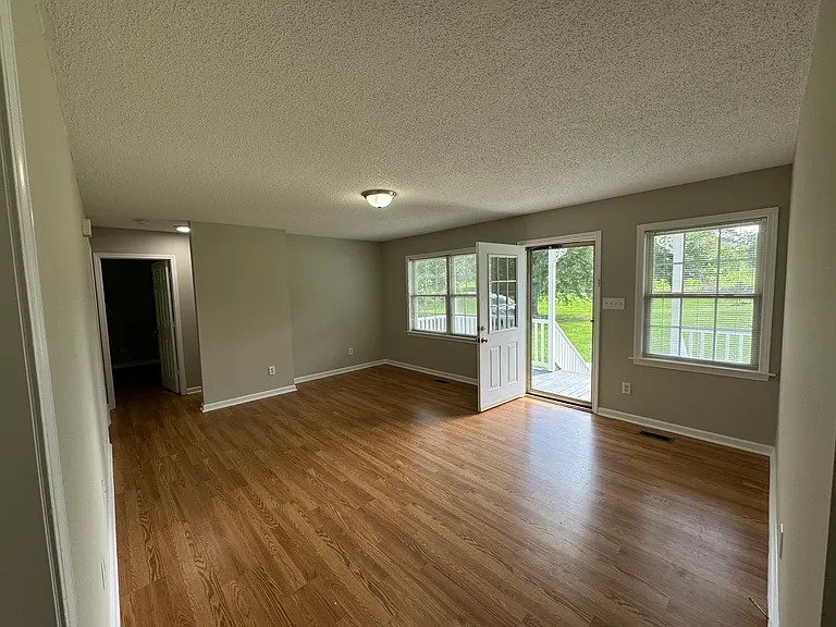 117 Earney Rd — Photo 4