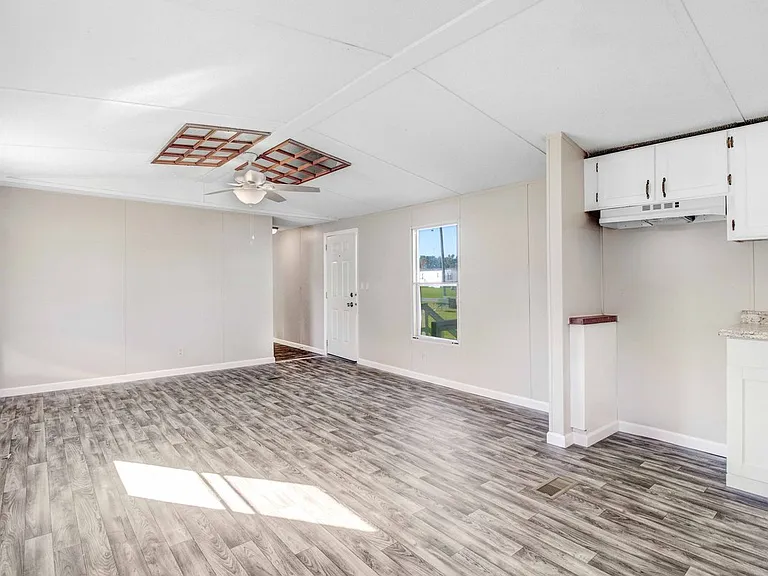 406 Little Dove Rd — Photo 28
