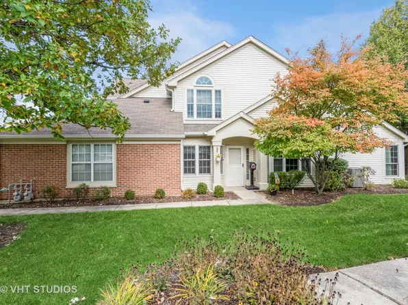 30W009 Cedar Ct, Warrenville, IL 60555