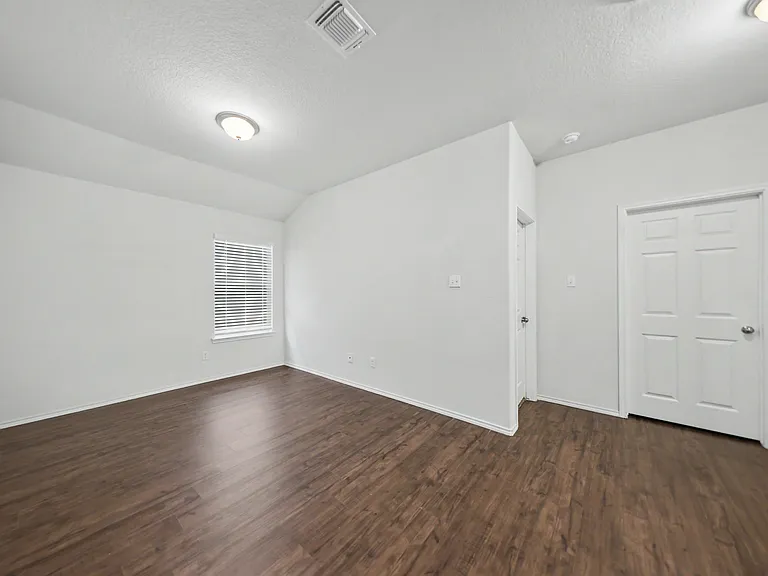 6305 Tess Rd — Photo 23