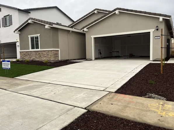 1085 Silverado Way, Plumas Lake, CA 95961