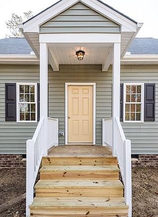 3rd image of 9470 Barrett Pl