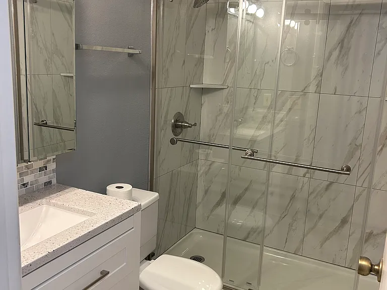 29700 SW Courtside Dr #32 — Photo 4