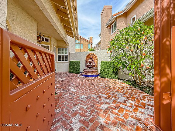 5th image of 219 Ocho Rios Way