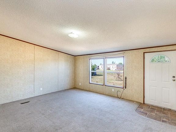 4th image of 116 Yaupon Dr