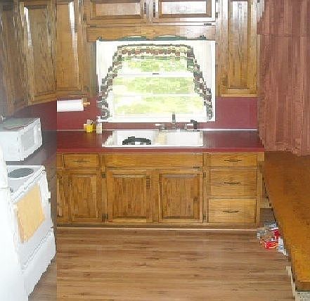 3rd image of 337 S Holiday Dr