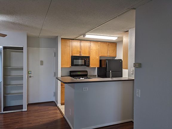 2nd image of 75 S Reynolds St APT 316