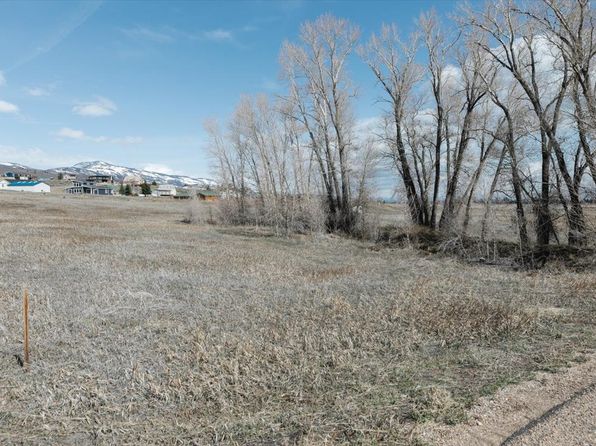 193 E Clubhouse Dr, Garden City, UT 84028