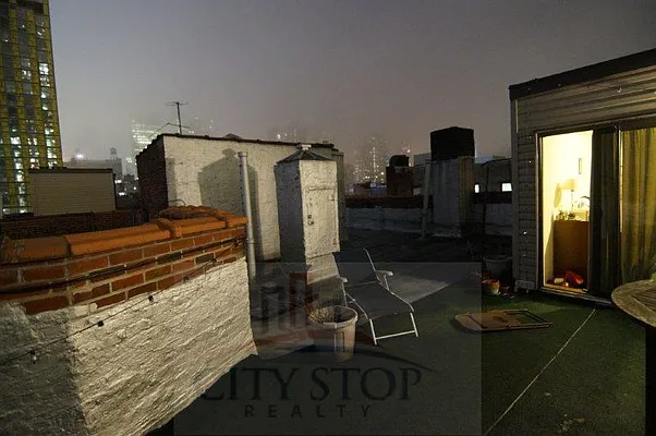 Rented by City Stop Realty | media 6