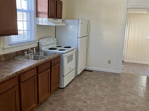 2nd image of 810 S West St