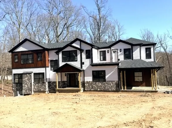 49 Northwood Rd, Hopatcong Boro, NJ 07849