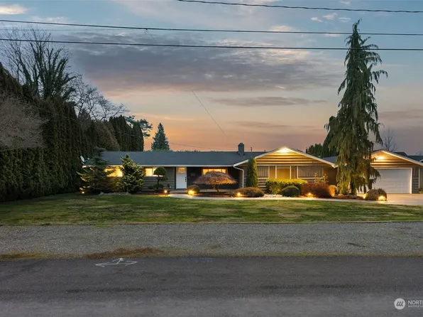 5921 119th Avenue E, Puyallup, WA 98372