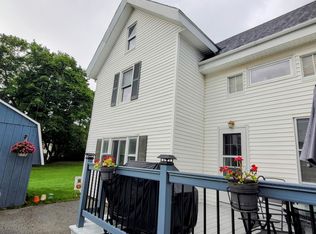 17 7th St, Bangor, ME 04401