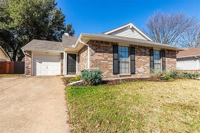 1st image of 3105 Boxwood Ln