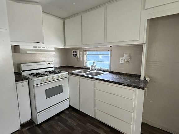 2nd image of 3 W Main St #121