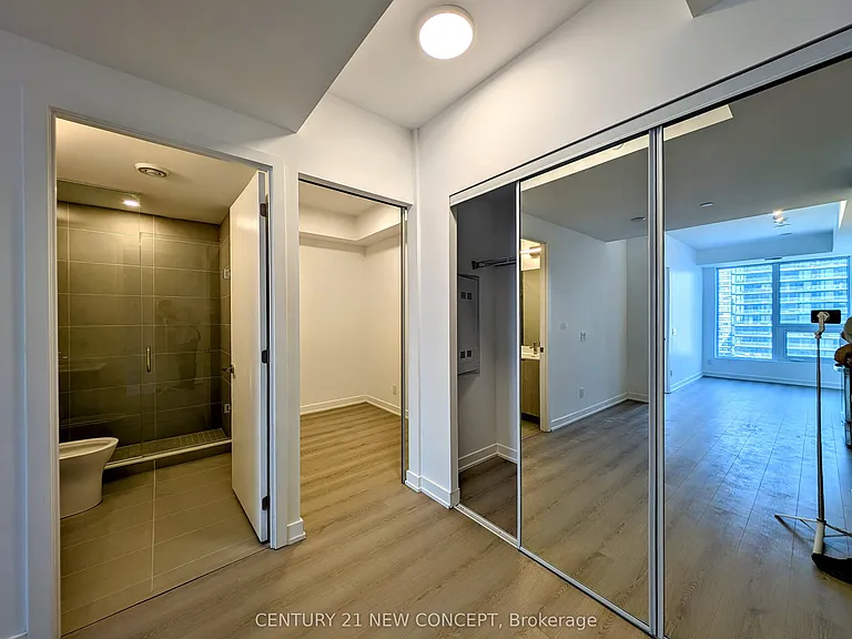 100 Queen St E #2715 — Photo 3