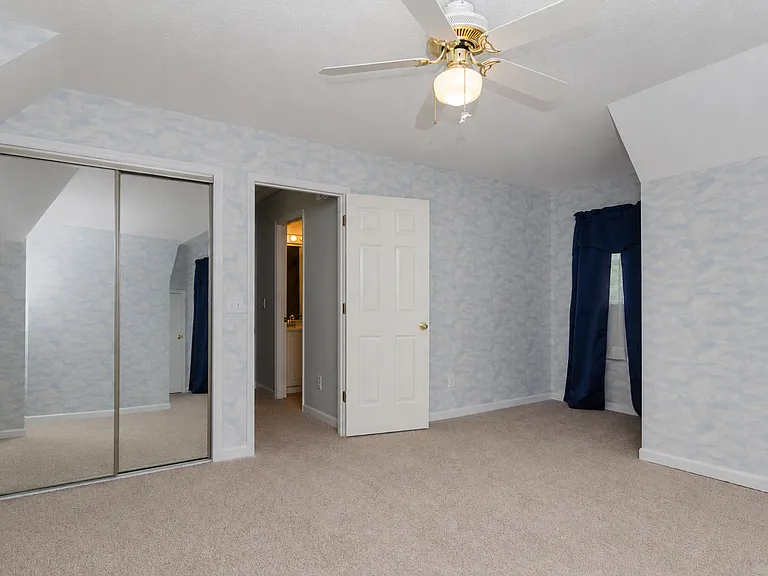717 Sloop Pointe Ln — Photo 18