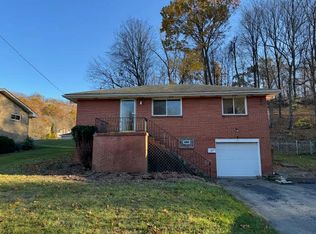 123 7th Street Ext, Trafford, PA 15085