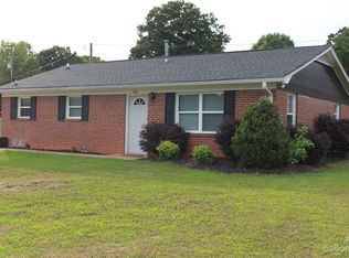 255 Roberson Rd, Forest City, NC 28043