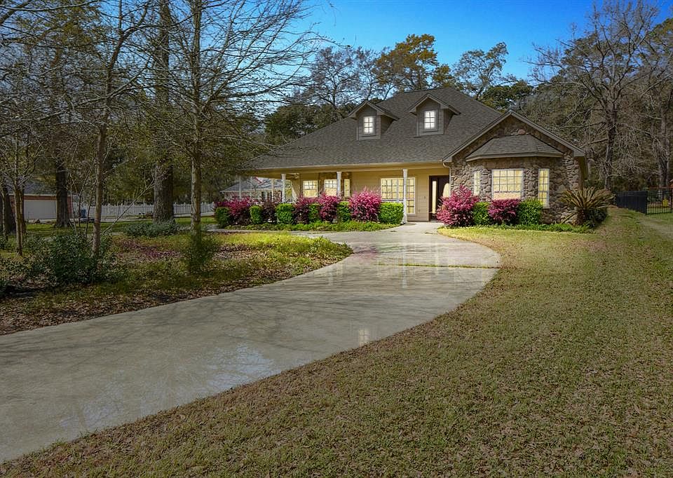 1st image of 12935 Pelican Blvd
