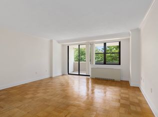 2 Hawthorne Pl APT 2C, Boston, MA 02114