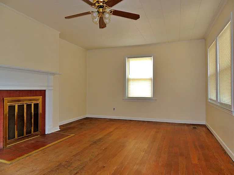 115 Park Dr — Photo 17