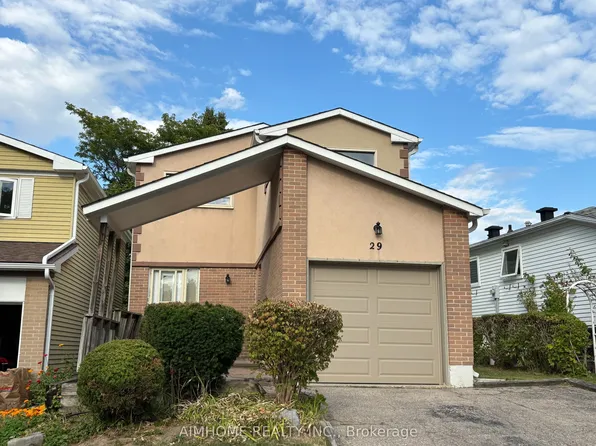 29 Snowshoe Cres, Markham, ON L3T 4M7