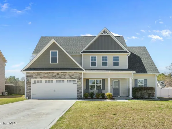 609 Duncan Drive N, Richlands, NC 28574