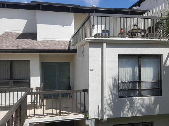 5th image of 830 Greensward Ct APT 210-H