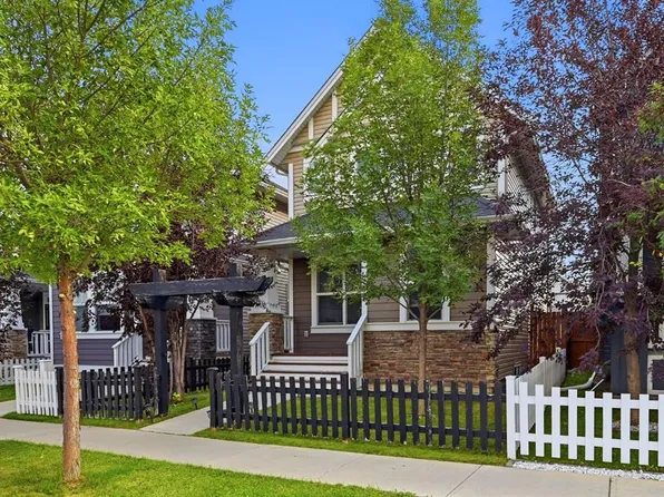 1843 N Reunion Blvd NW, Airdrie, AB T4B 0J3