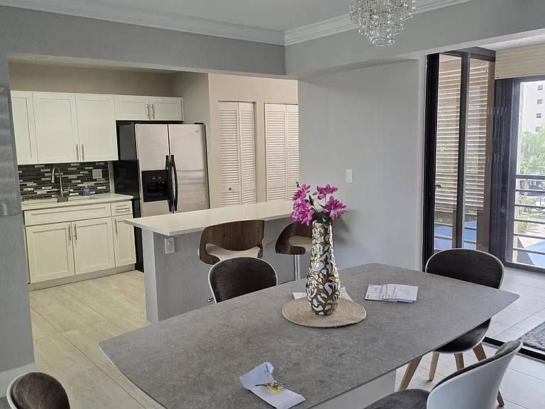 7580 Regency Lake Dr #402 — Photo 3