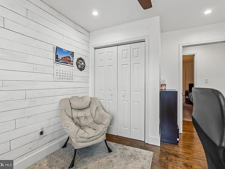 10025 Jasper Dr — Photo 29