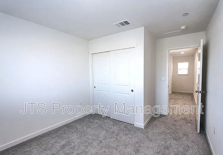2097 Shady Tree Cir — Photo 48