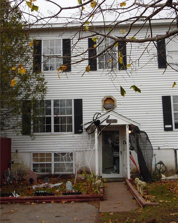 2nd image of 27 Norris Ave