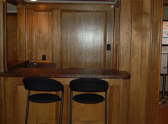 5th image of 1105 Cross Bend Dr