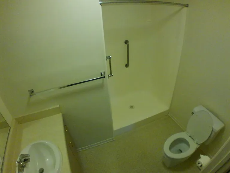 2nd bathroom