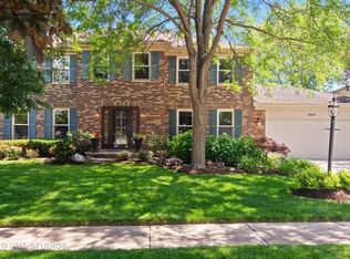 3879 Anjou Ln, Hoffman Estates, IL 60192