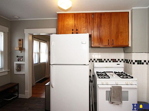 2nd image of 884 S 45th St
