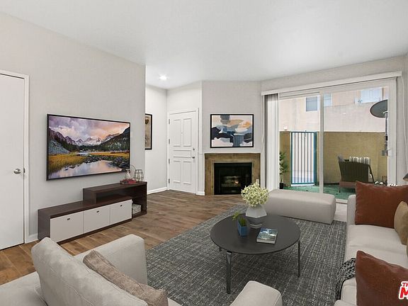 5th image of 417 E Tamarack Ave Unit 34